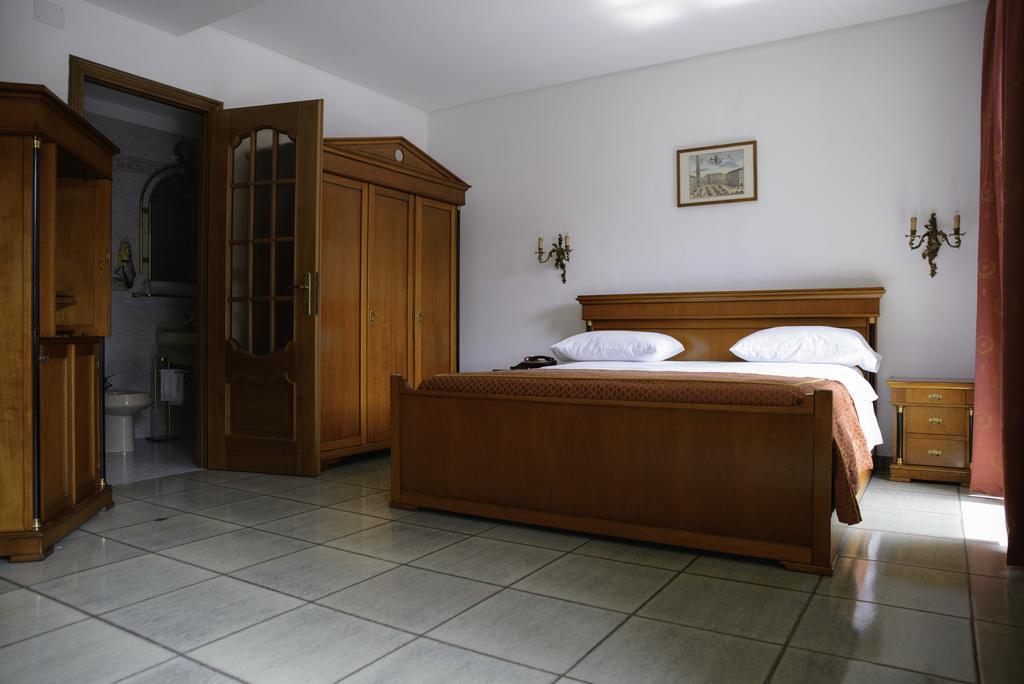 Affittacamere Maison Napoleon Turin Ngoại thất bức ảnh